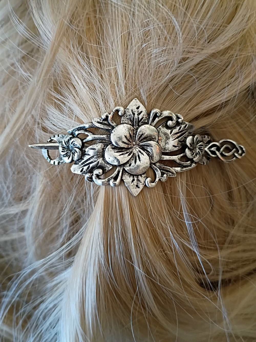 Floral Silver-Tone Hair Pin - Decorative Women’s Hair Accessory